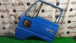 Дверь левая передняя NISSAN ATLAS AMF22 1990 TD27