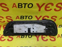 Стоп-сигнал левый задний Nissan Presea R10 1990-1994