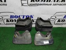 Брызговик Toyota Grand Hiace VCH16W 10.2001 5VZ-FE Брызговик Toyota Grand Hiace VCH16W 10.2001 5VZ-FE