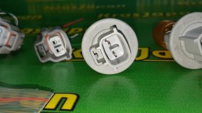 Патрон лампы Toyota Mark II JZX110 2002 1JZ-FSE