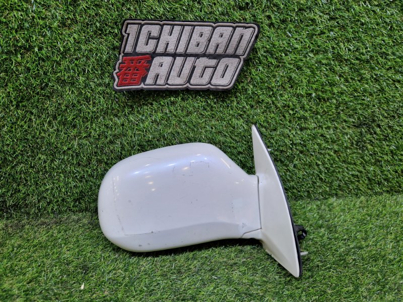 Зеркало бокового вида TOYOTA GRAND HIACE KCH10 перед. прав. (б/у)