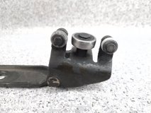 Ролик двери левый задний Toyota Regius RCH47 2000 3RZFE