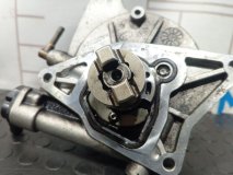 Насос вакуумный Hyundai Santa Fe DM D4HB Евро 6 Насос вакуумный Hyundai Santa Fe DM D4HB Евро 6