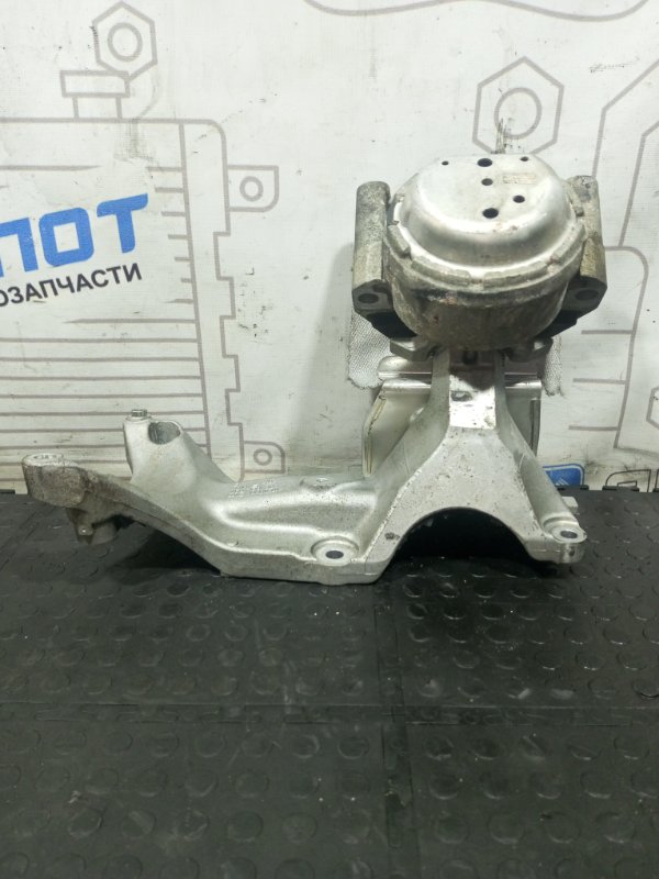 Подушка двигателя Audi A7 4G CGW лев. (б/у)