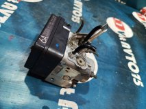 Блок ABS Toyota Sienta NCP81 2011 1NZFE