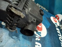 Корпус воздушного фильтра Toyota Sienta NCP81 2011 1NZFE