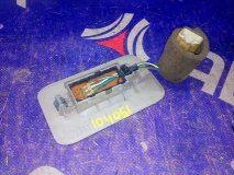 Кнопка люка Toyota Grand Hiace VCH16