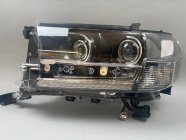 Фара левая передняя Toyota Land Cruiser 200 2015-2021
