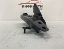 Кронштейн подрамника правый задний Infiniti Q70 Y51 2019 VQ25HR