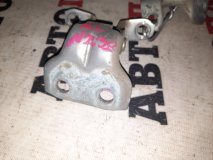 Петля двери правая задняя TOYOTA Passo QNC10 2005 K3-VE