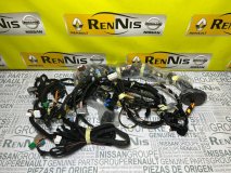 Проводка панели приборов Renault Fluence