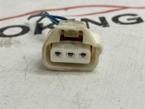 Разъём мотора омывателя TOYOTA FUNCARGO NCP21 2003 1NZ-FE Разъём мотора омывателя TOYOTA FUNCARGO NCP21 2003 1NZ-FE