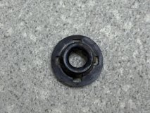 Клипса упора капота TOYOTA FUNCARGO NCP21 2003 1NZ-FE Клипса упора капота TOYOTA FUNCARGO NCP21 2003 1NZ-FE