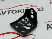 Кронштейн выпускного коллектора TOYOTA VITZ NCP15 2004 2NZ-FE