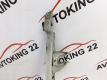 Кронштейн замка капота TOYOTA FUNCARGO NCP21 2003 1NZ-FE