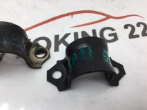 Крепление стабилизатора (ПАРА) переднее TOYOTA FUNCARGO NCP21 2003 1NZ-FE