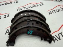 Колодки тормозные барабанные задние TOYOTA FUNCARGO NCP21 2003 1NZ-FE