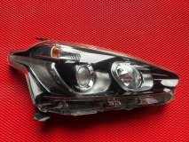 Фара правая TOYOTA SIENTA NSP170 2016 2NR-FKE (1496 cc)