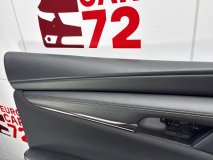 Обшивка двери левая передняя Mazda 3 BP 2022 PE