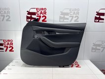 Обшивка двери правая передняя Mazda 3 BP 2022 PE