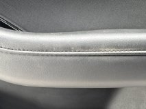 Обшивка двери правая передняя Mazda 3 BP 2023 P5