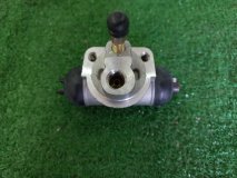 Рабочий тормозной цилиндр задний NISSAN SUNNY B13