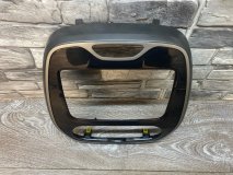 Накладка на консоль Renault Kaptur 2018 H4MD438