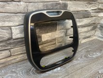 Накладка на консоль Renault Kaptur 2018 H4MD438