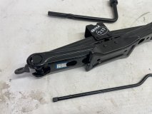 Домкрат Omoda C5 2023