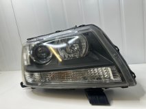 Фара правая Suzuki ESCUDO TDA4W 2013 J24B Фара правая Suzuki ESCUDO TDA4W 2013 J24B
