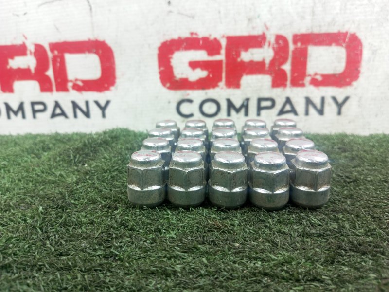 Гайка колесная Honda Vezel RU3 LEB 2014 (б/у)