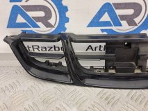 Решетка радиатора Isuzu Aska
