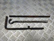 Ключ баллонный Mazda CX-7 ER 2007 2.3 L3-VDT 238 л.с