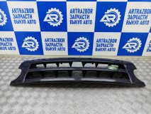 Решетка радиатора Land Rover Discovery 3 L319 2008 2.7 (276DT) 190 л.с