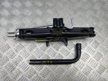 Домкрат Renault Kaptur 2018 2.0 F4RE410 143 л.с Домкрат Renault Kaptur 2018 2.0 F4RE410 143 л.с