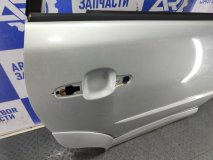 Дверь задняя правая Pontiac Vibe 2003 1.8 1ZZ-FE (LV6) 130 л.с