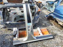Порог со стойкой правый Toyota Corolla 9 E120 2005 1.6 3ZZFE 110 л.с. Хэтчбек