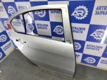 Дверь задняя правая Peugeot 408 4D 2013 1.6 DV6C (10JBDZ) 114 л.с. Дизель