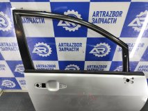 Дверь передняя правая Suzuki Liana 2001 1.6 M16A 106 л.с. Хэтчбек