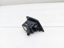 Кнопка стеклоподъемника правая передняя BMW 5 series F10 2011 N47D20C Кнопка стеклоподъемника правая передняя BMW 5 series F10 2011 N47D20C