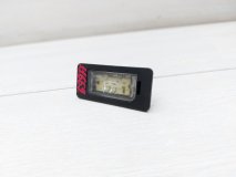 Плафон подсветки номера BMW 5 series F10 2011 N47D20C Плафон подсветки номера BMW 5 series F10 2011 N47D20C