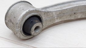 Рычаг подвески верхний передний BMW 5 series F10 2011 N47D20C