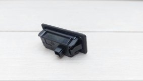 Плафон подсветки номера BMW 5 series F10 2017 B47D20A Плафон подсветки номера BMW 5 series F10 2017 B47D20A