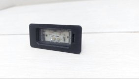 Плафон подсветки номера BMW 5 series F10 2017 B47D20A Плафон подсветки номера BMW 5 series F10 2017 B47D20A