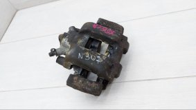 Суппорт тормозной левый передний BMW 3 - Series F30 2015 N47