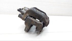 Суппорт тормозной левый передний BMW 3 - Series F30 2015 N47