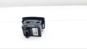 Кнопка стеклоподъемника BMW 3 - Series F30 2015 N47D20C