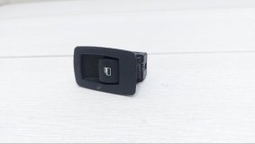 Кнопка стеклоподъемника BMW X5 E70 2010 N57D30A