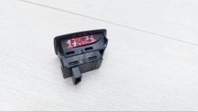 Кнопка стеклоподъемника BMW X5 E70 2010 N57D30A