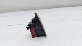 Кнопка стеклоподъемника BMW 5 - Series F10 2015 N55 B30 A